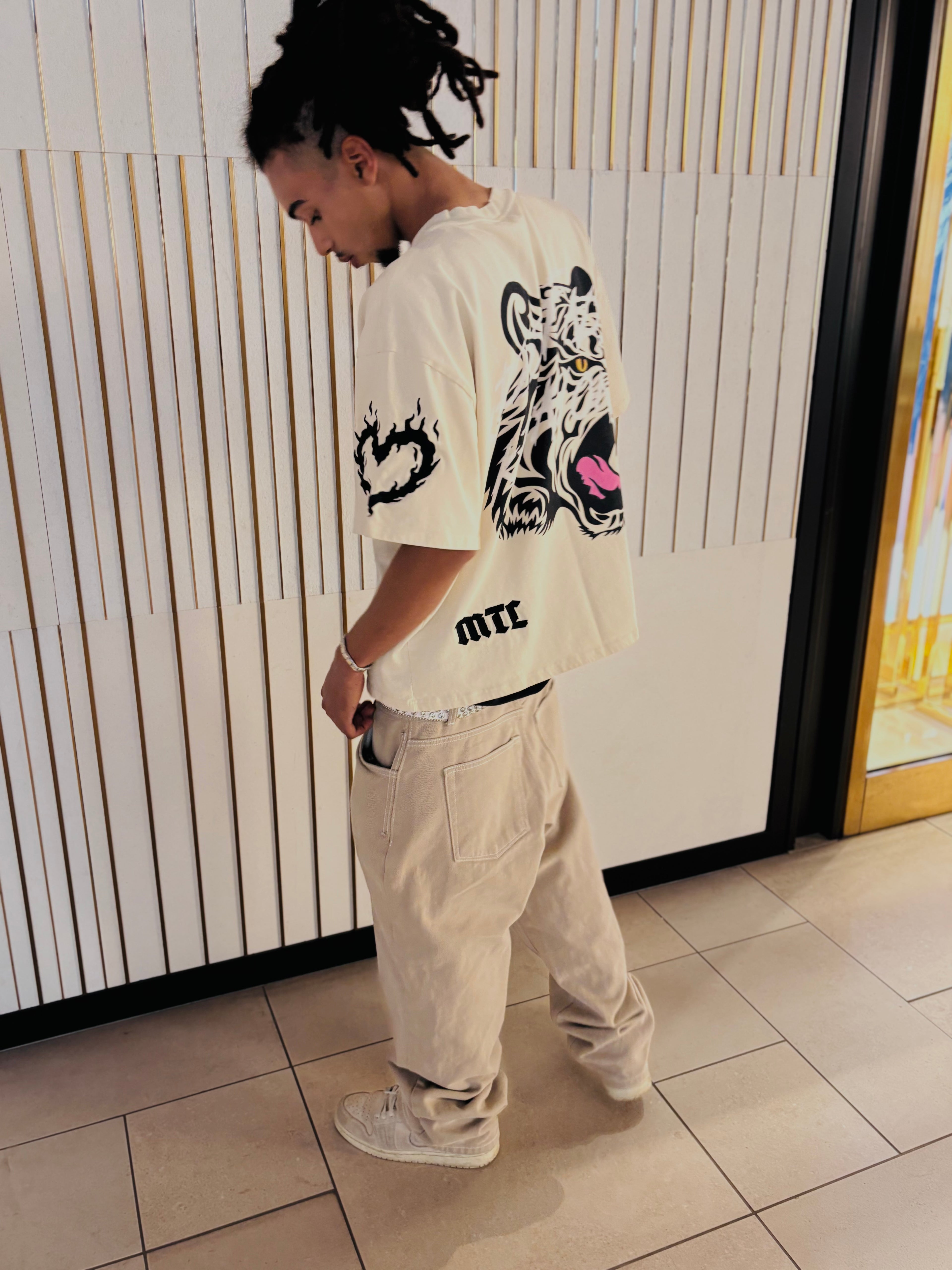 “BEIGE TIGER TEE”
